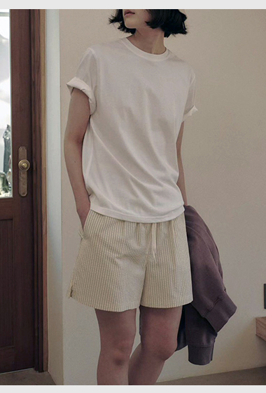 B42.G牌多色可選短袖素TEE
