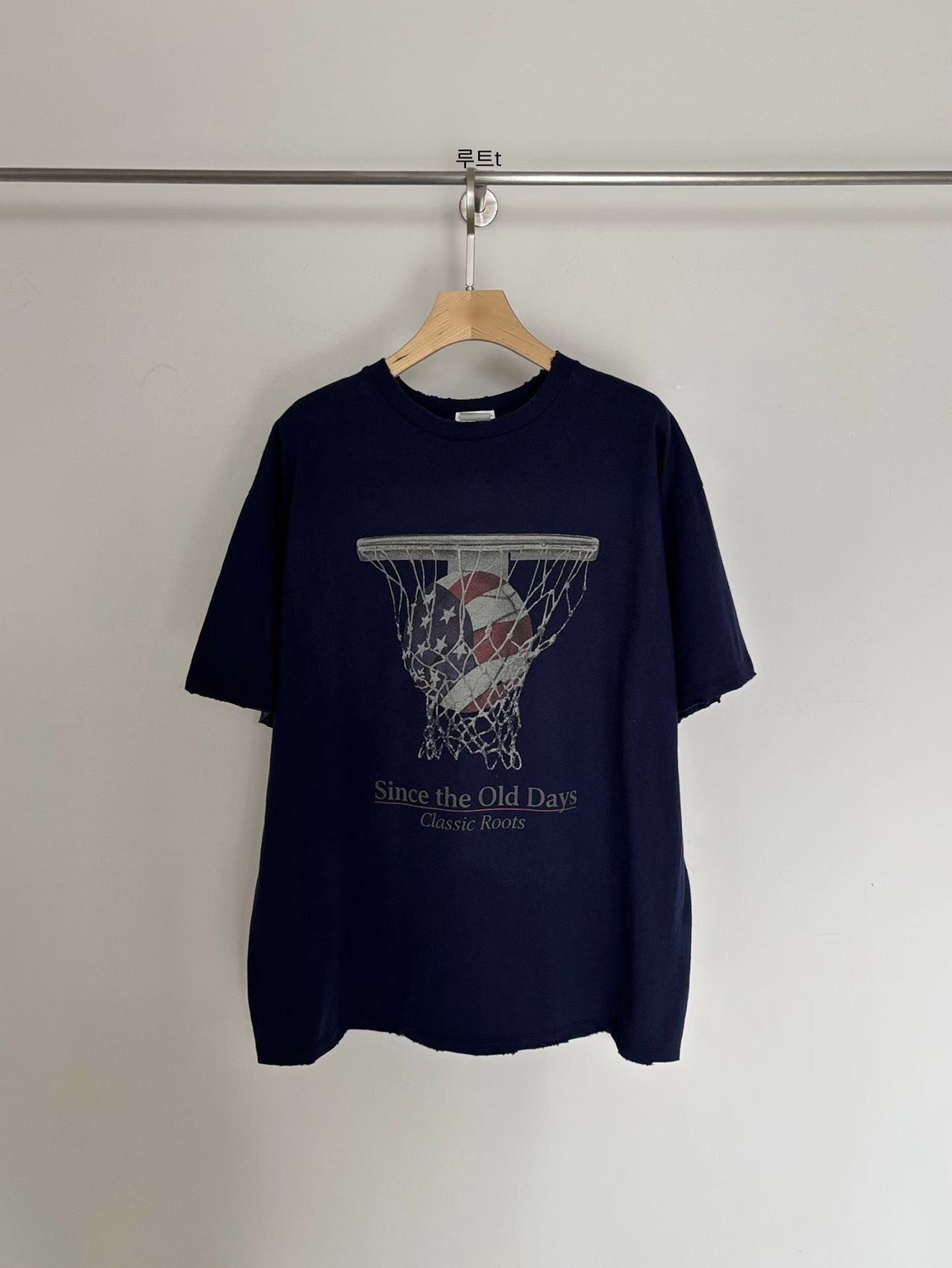 B58.小V家美式職籃休閒TEE