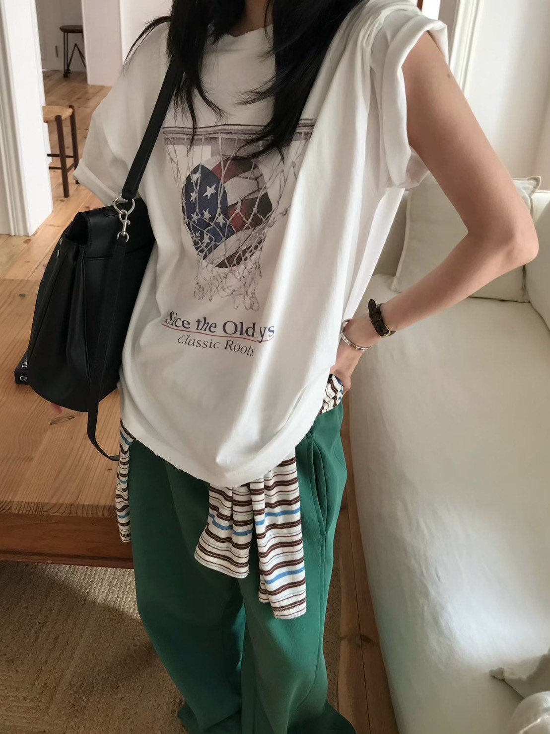 B58.小V家美式職籃休閒TEE