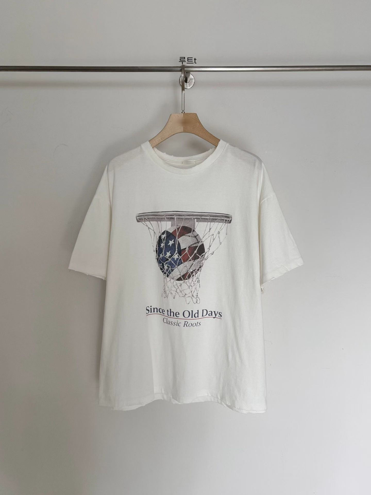 B58.小V家美式職籃休閒TEE