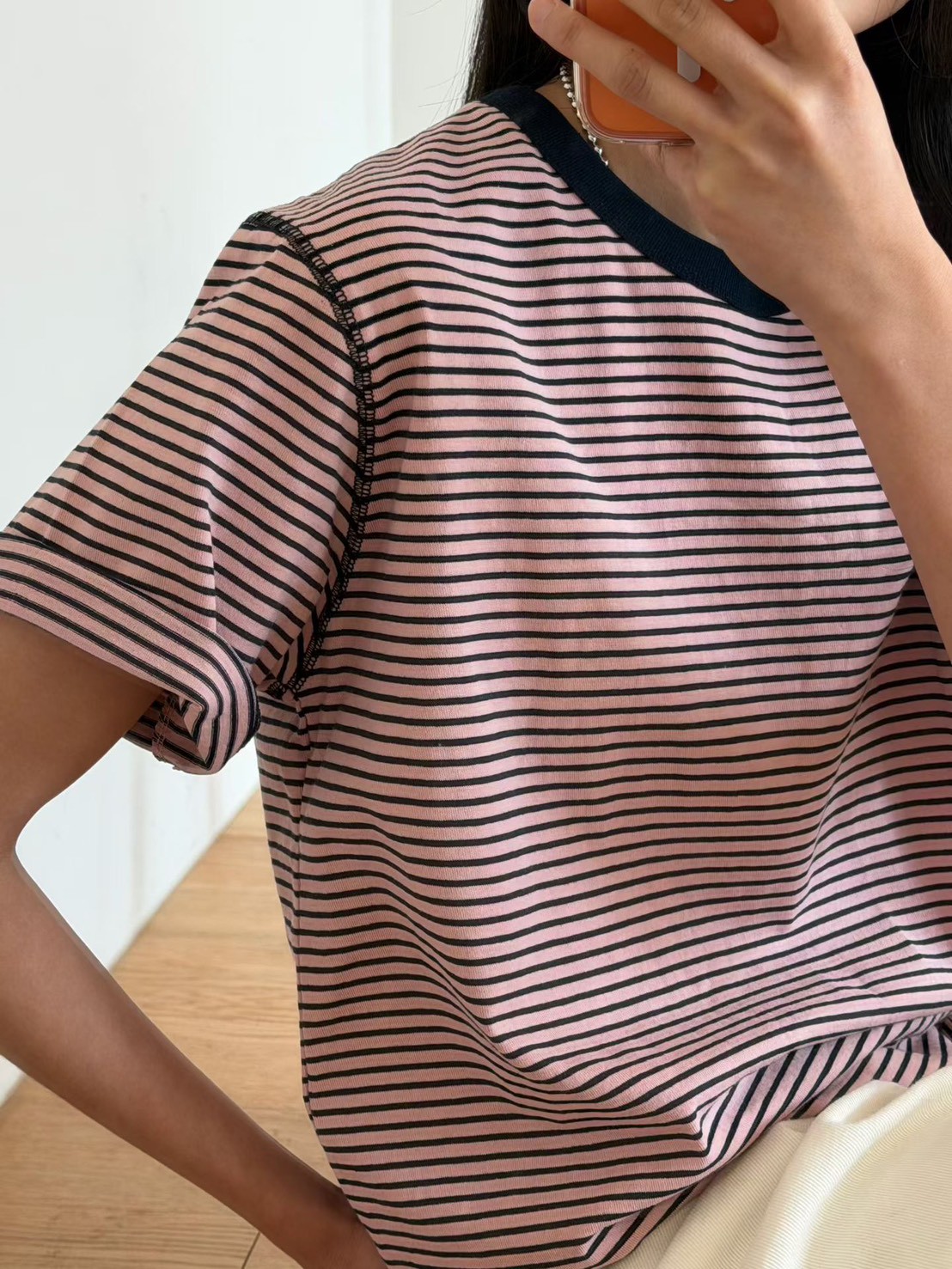 B91.瘦瘦歐膩撞色領口條紋TEE