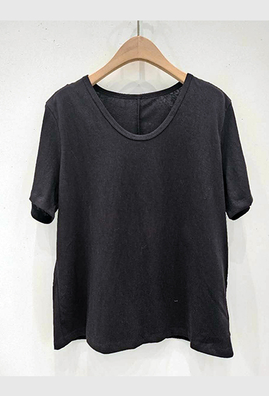 B120.星星家實穿U領素TEE