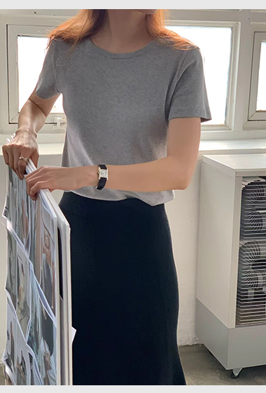 A15.顏值家肩前移顯瘦TEE