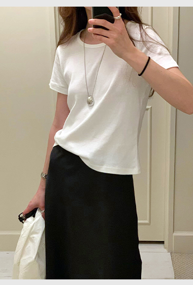 A15.顏值家肩前移顯瘦TEE