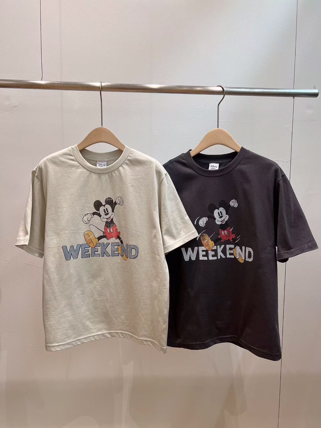 WEEKEND卡通TEE