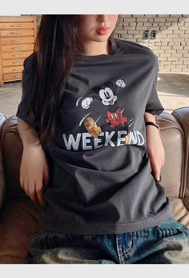 WEEKEND卡通TEE