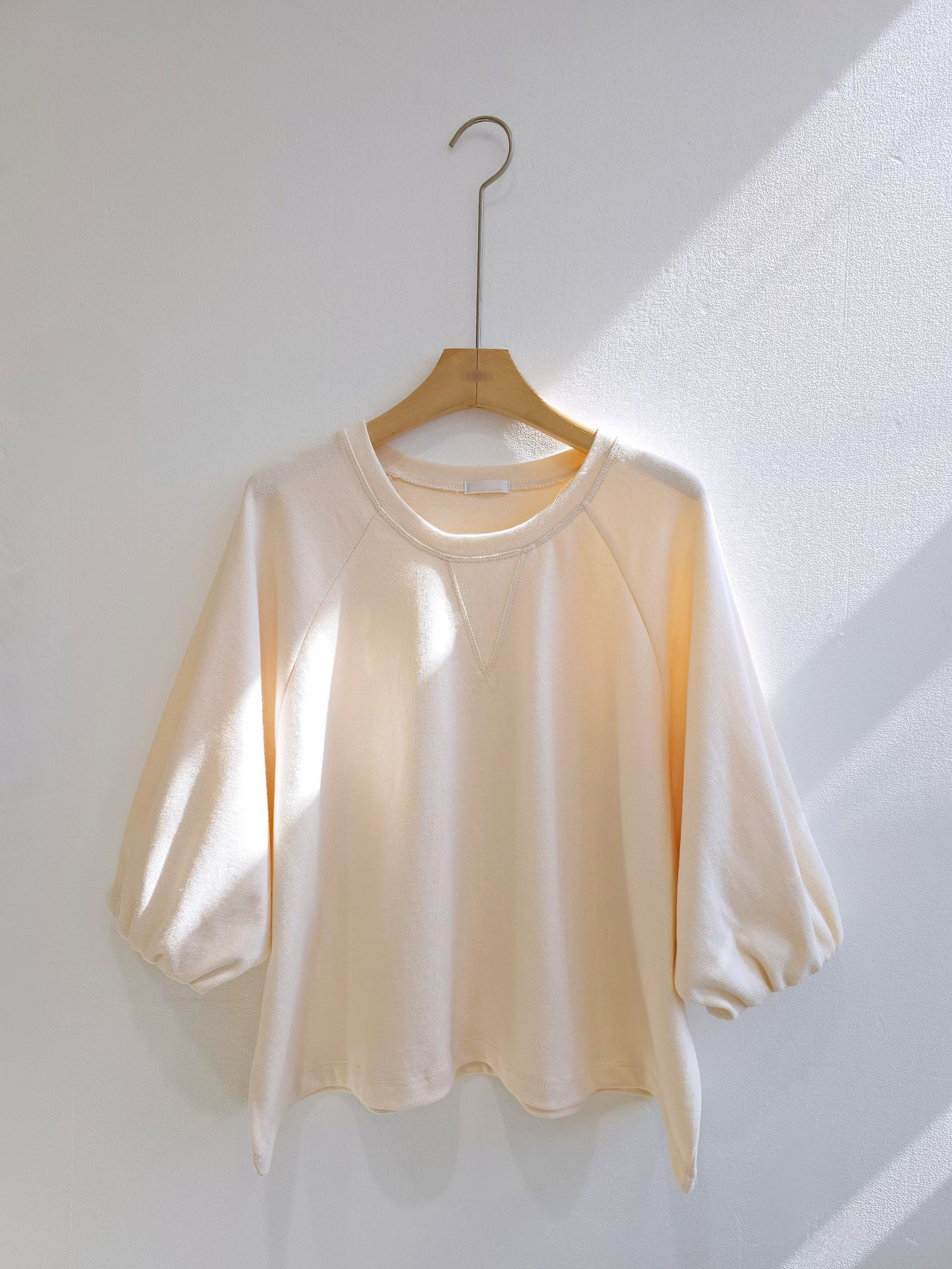 A14.可愛泡芙休閒上衣