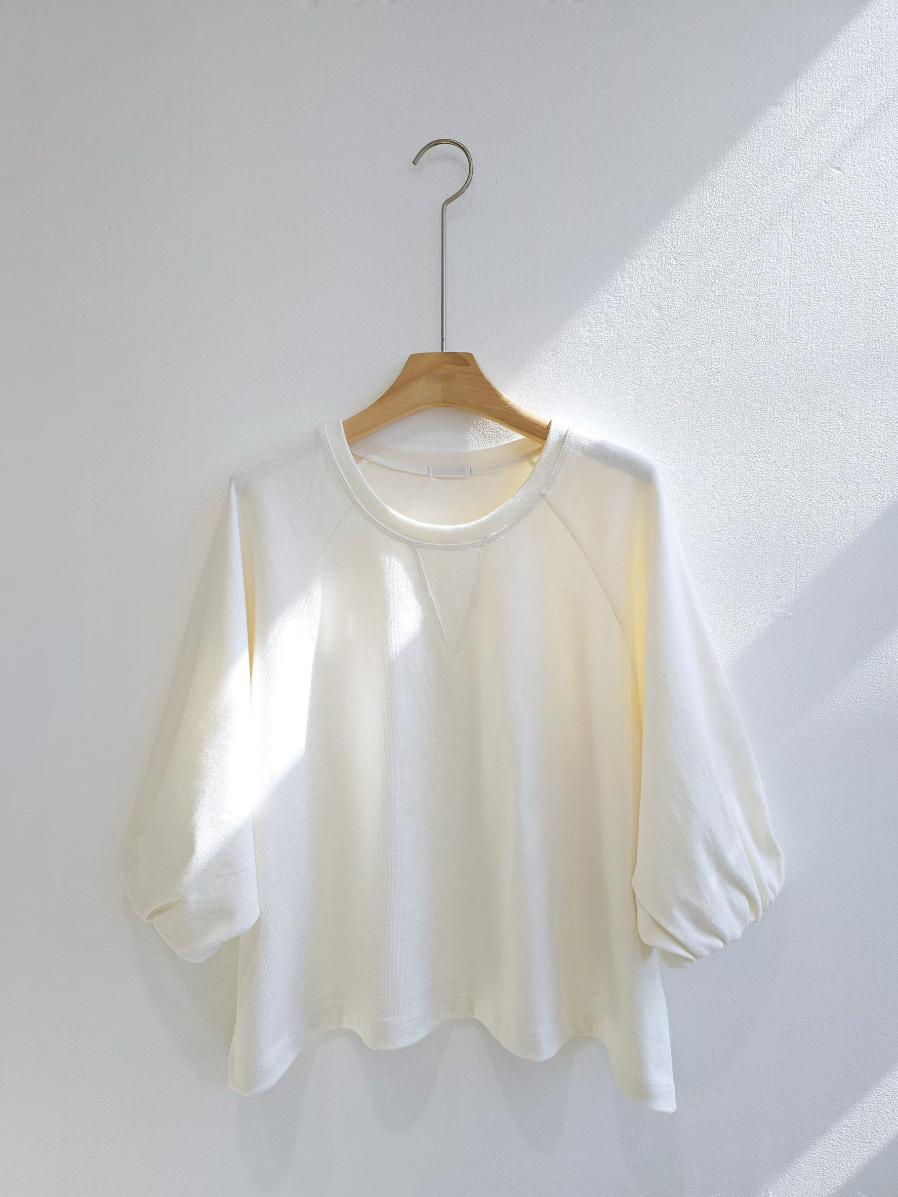 A14.可愛泡芙休閒上衣