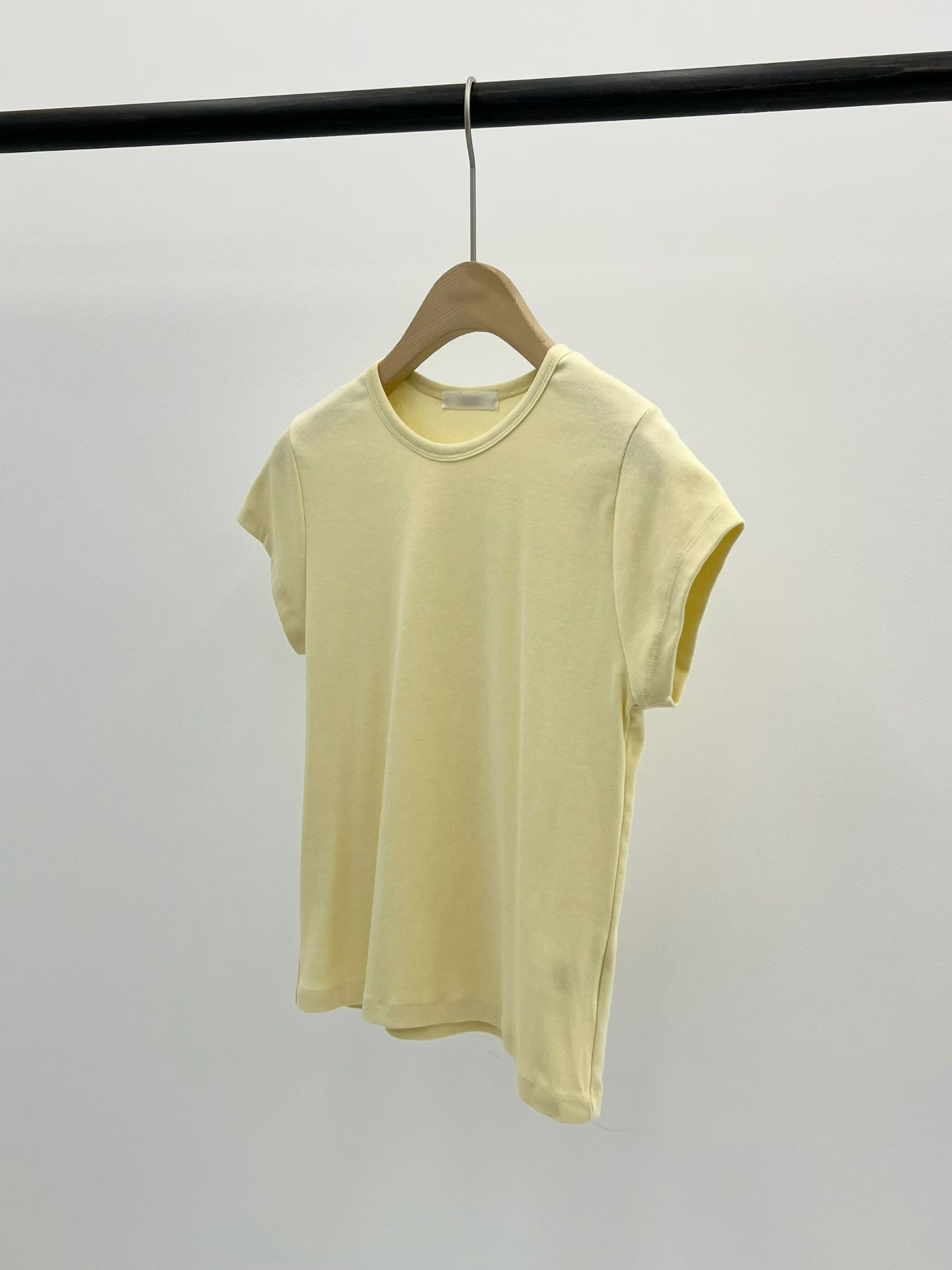 B16.大V家亮色短袖TEE