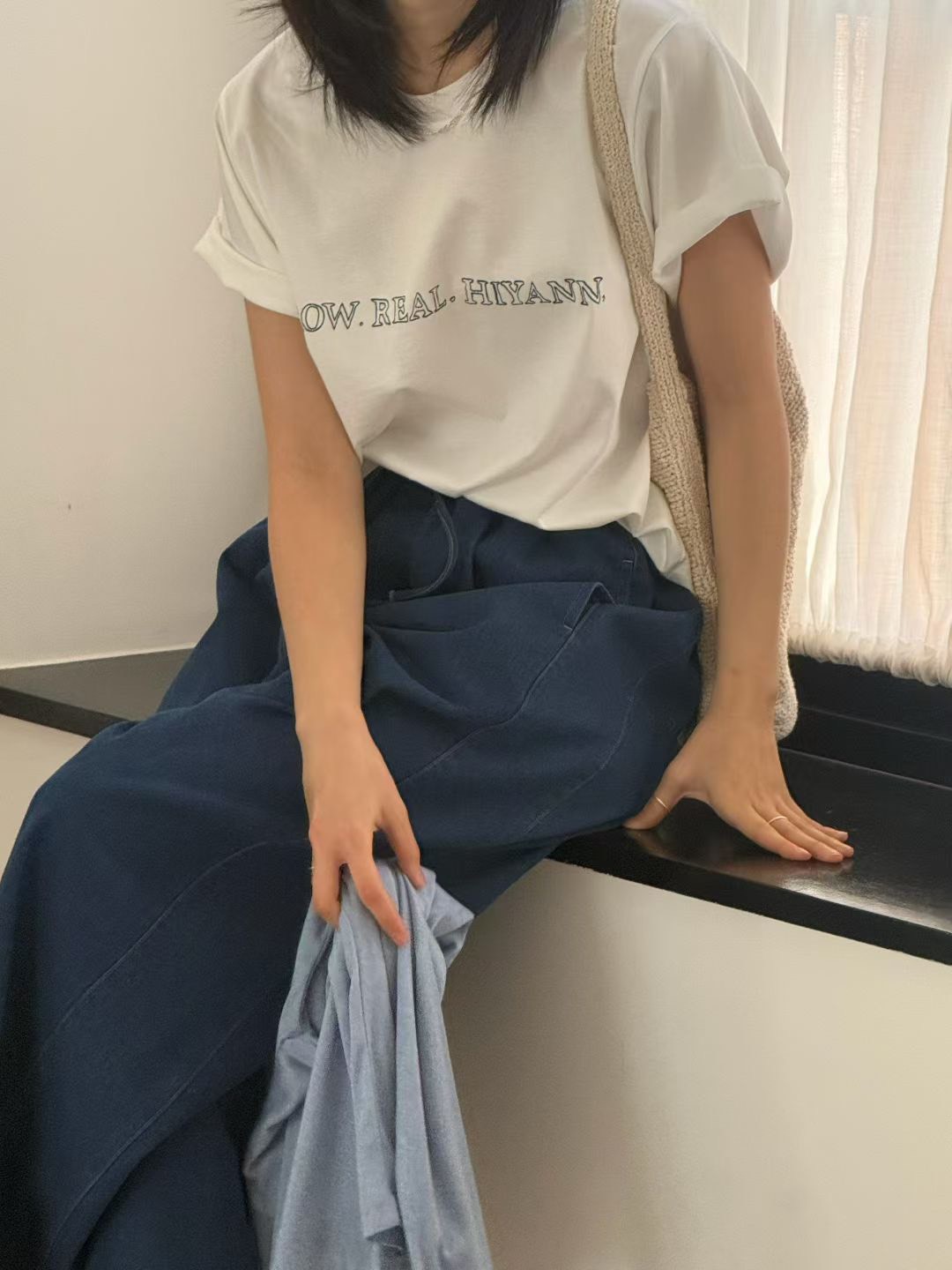 B05.時尚英文休閒字TEE