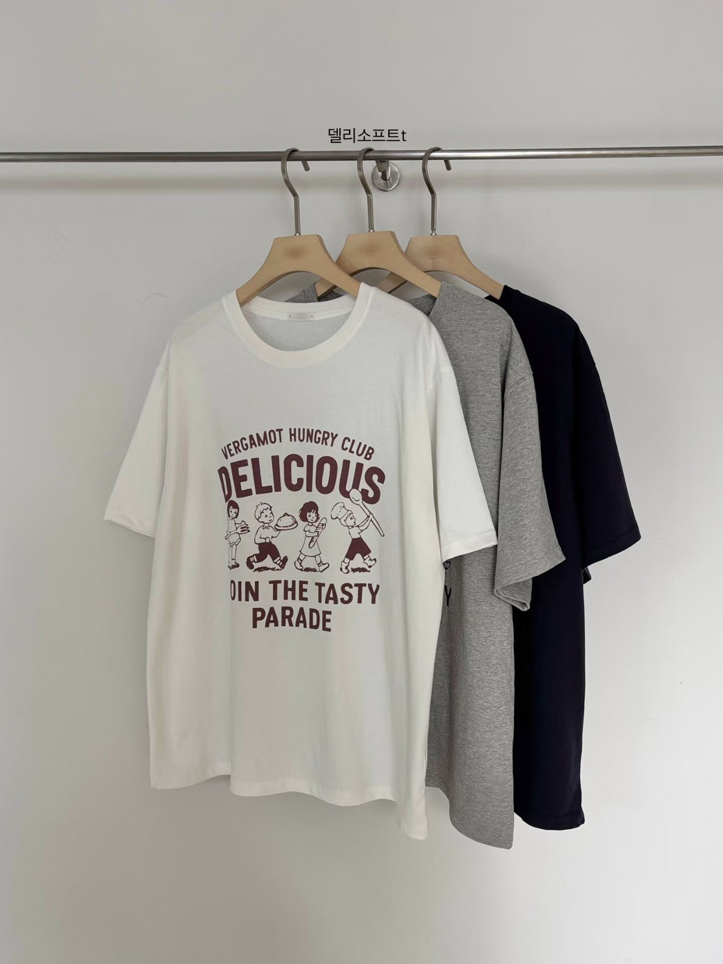 B87.小V家童趣插畫TEE