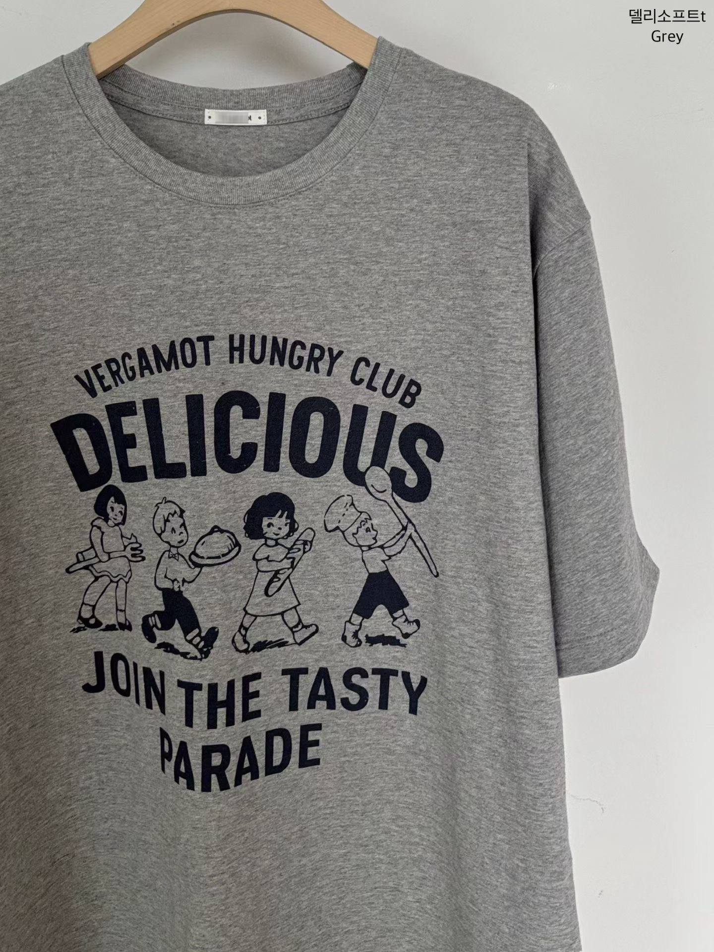 B87.小V家童趣插畫TEE