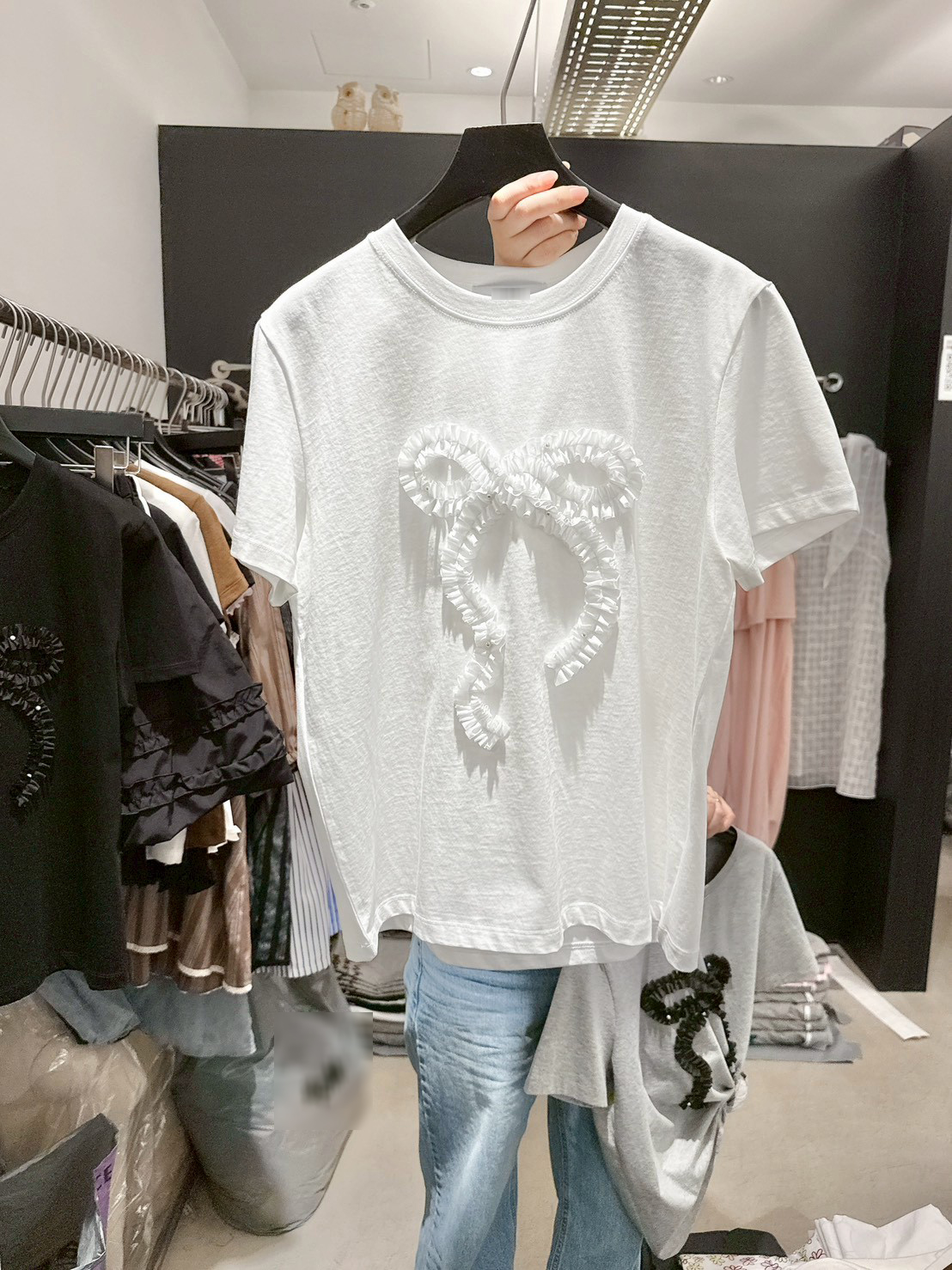 A12.立體波浪蝴蝶結TEE