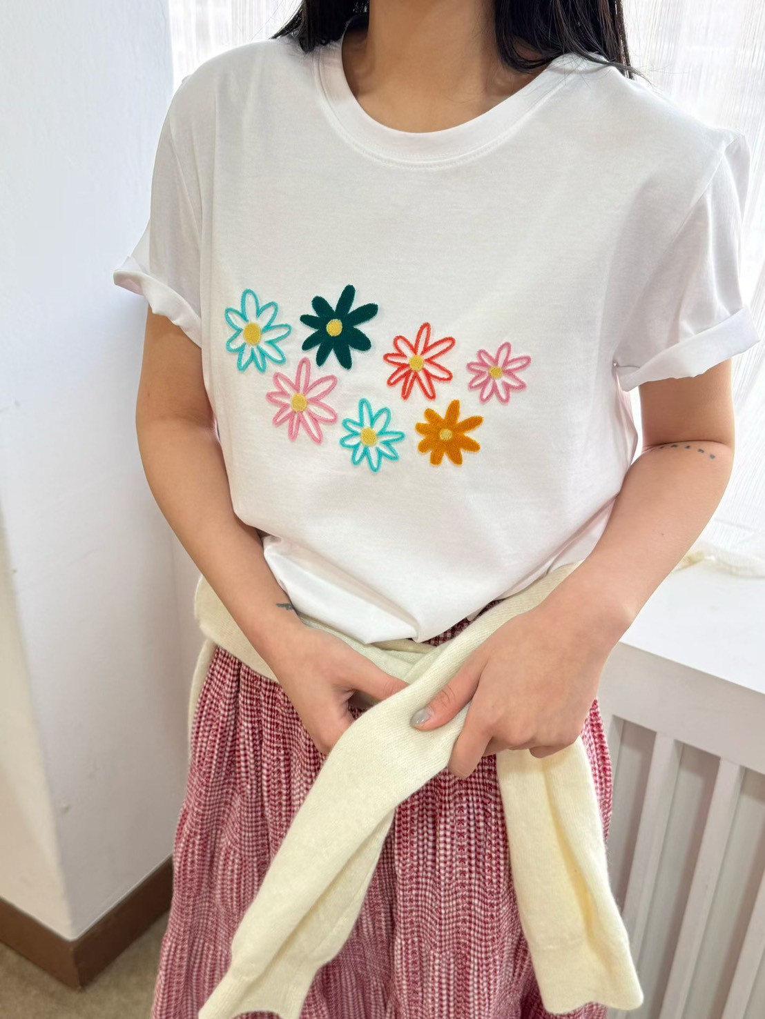 A11.元氣彩色花朵TEE