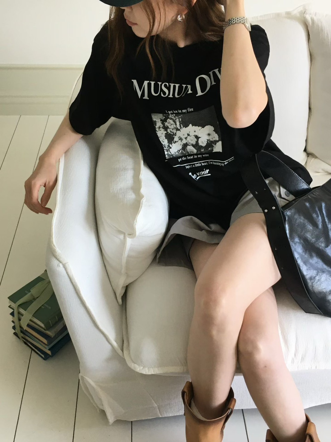 B31.櫥窗家MUSIUM DIV花卉TEE