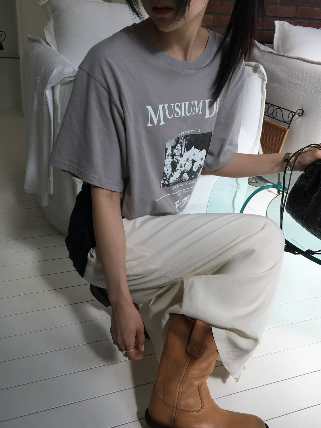 B31.櫥窗家MUSIUM DIV花卉TEE