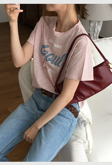 B47.櫥窗家可愛印字愛心TEE