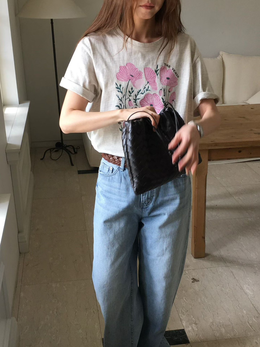B40.櫥窗家朝氣女孩花朵TEE