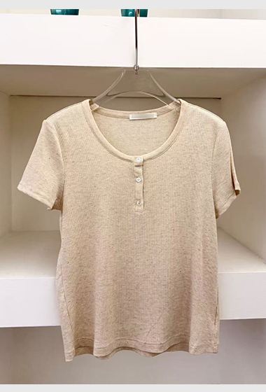 B69.顯瘦3釦彈性TEE