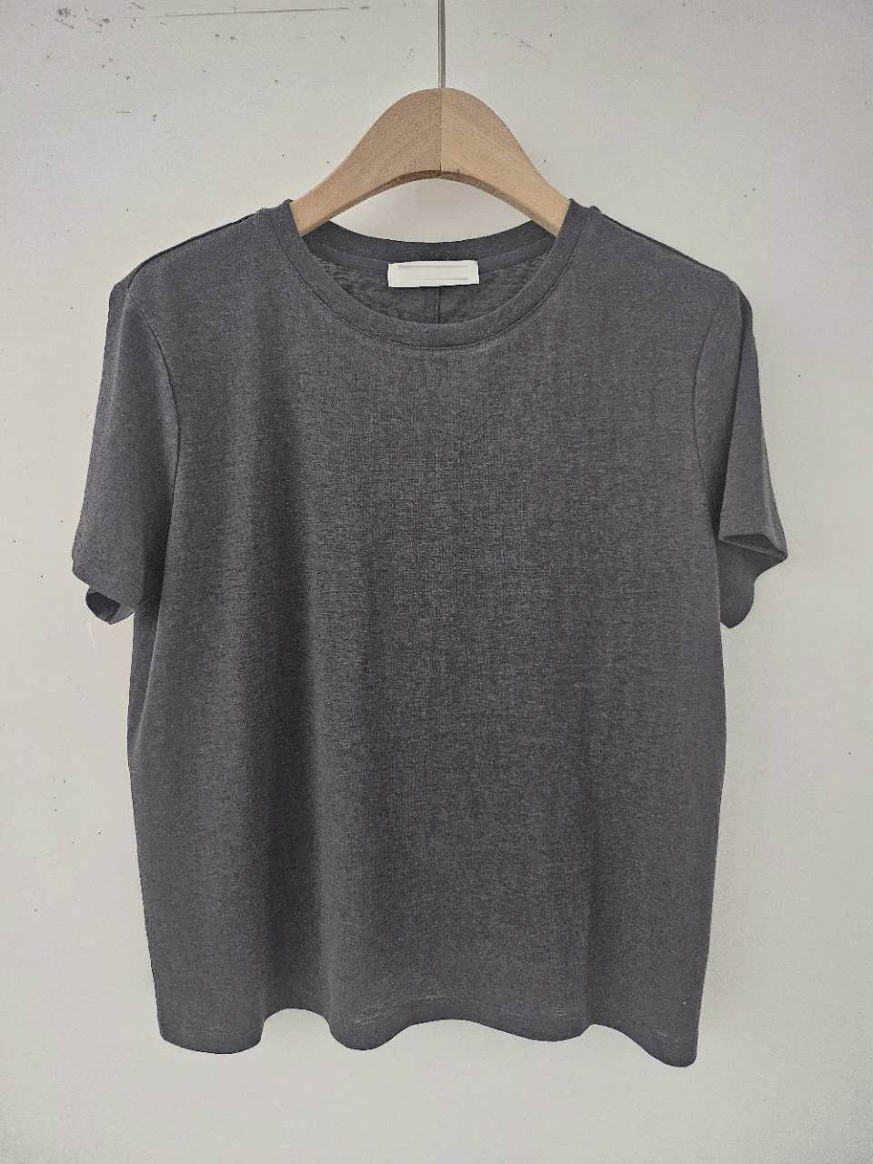 B51.星星家後中心線透氣TEE