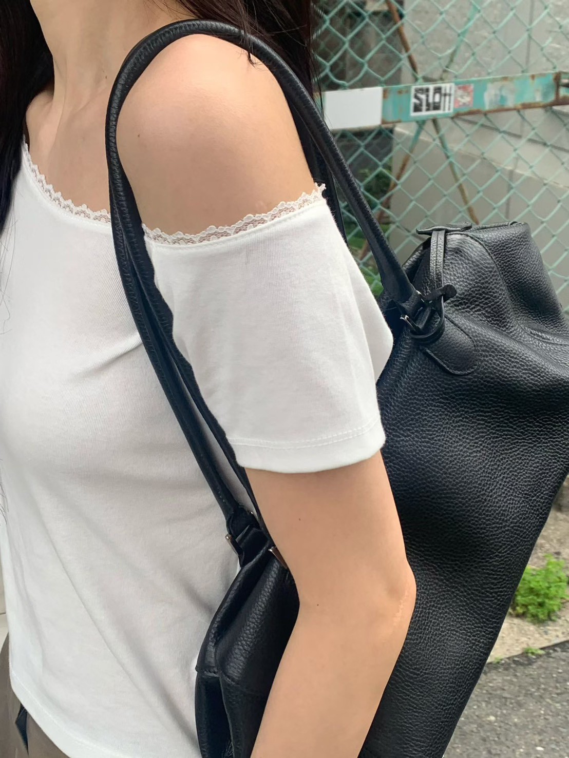 B15.大V家性感Lace一字肩TEE
