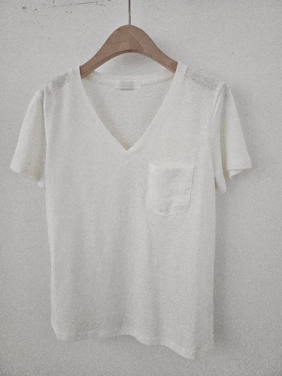 B61.星星家棉麻混紡V領口袋TEE