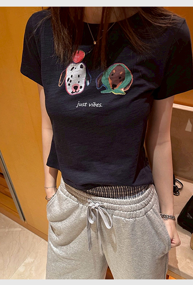 A13.可愛短版頭巾蘋狗tee