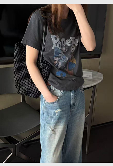 B104.懷舊風格卡通TEE