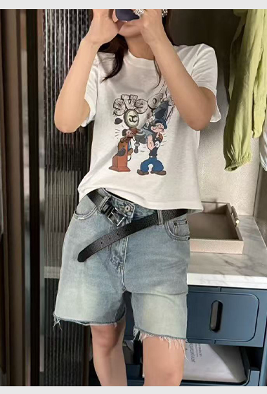 B104.懷舊風格卡通TEE