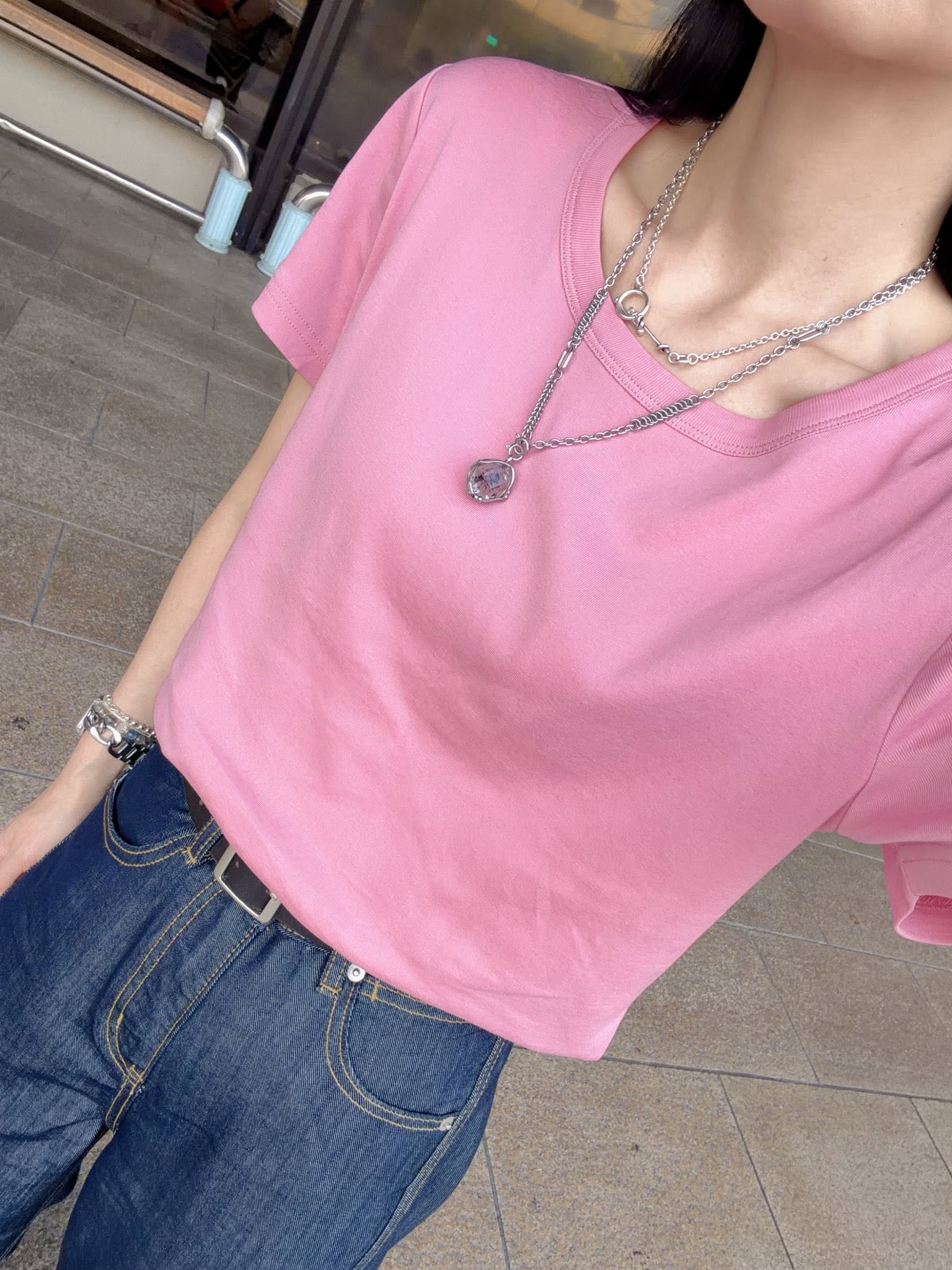 B29.粉樣女孩圓領素TEE