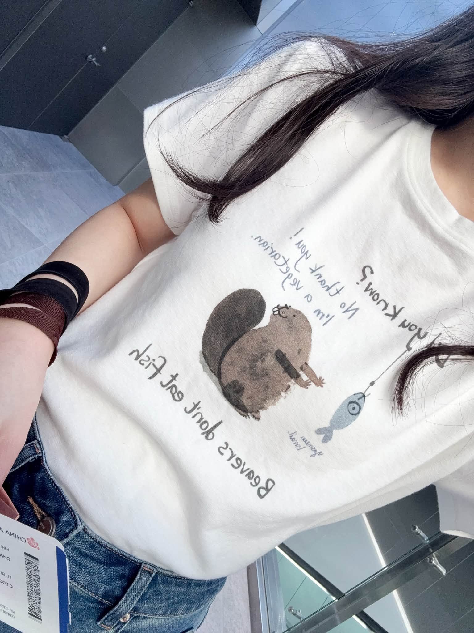 B76.俏皮繪圖河狸TEE