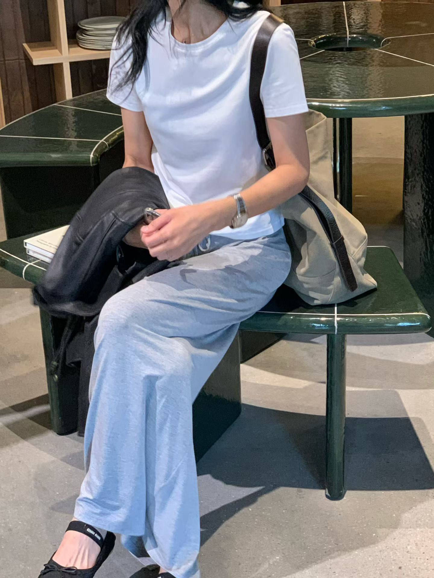 B64.小V家初秋基礎短袖TEE