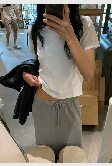 B64.小V家初秋基礎短袖TEE