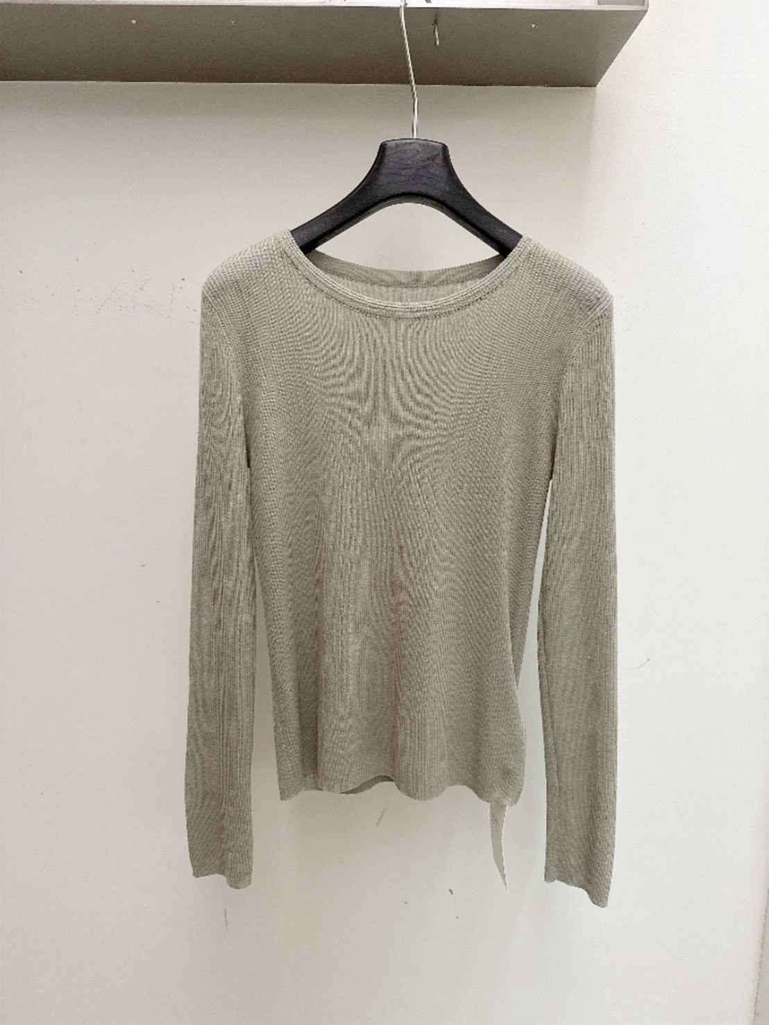 B05.基礎30%WOOL打底上衣