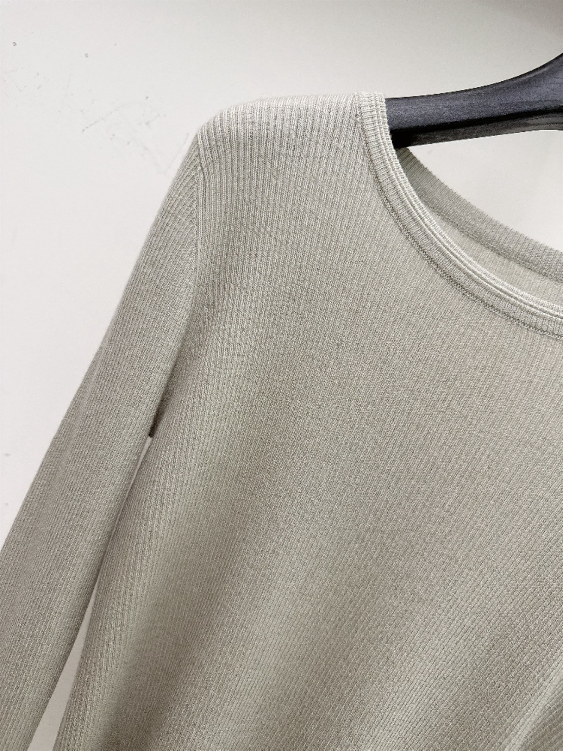 B05.基礎30%WOOL打底上衣