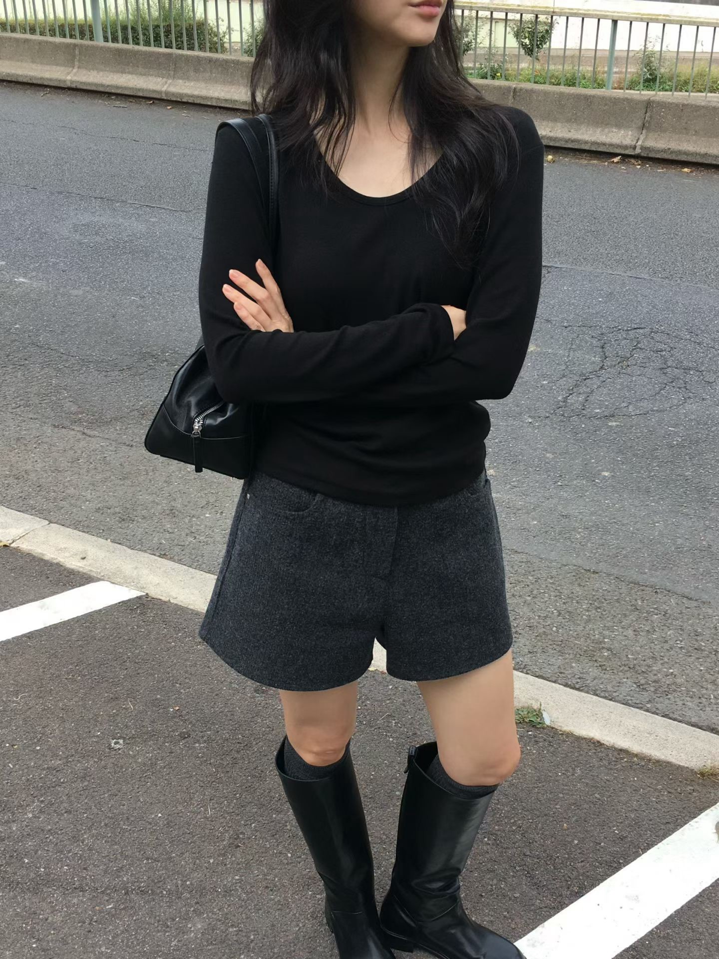 A12.櫥窗家微涼磨毛U領TEE