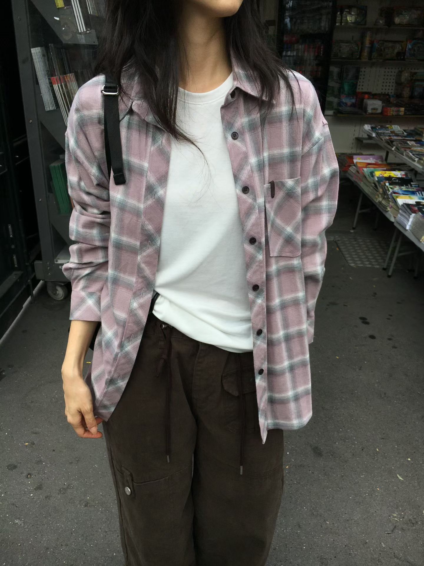 A13.櫥窗家溫柔絨面格紋襯衫