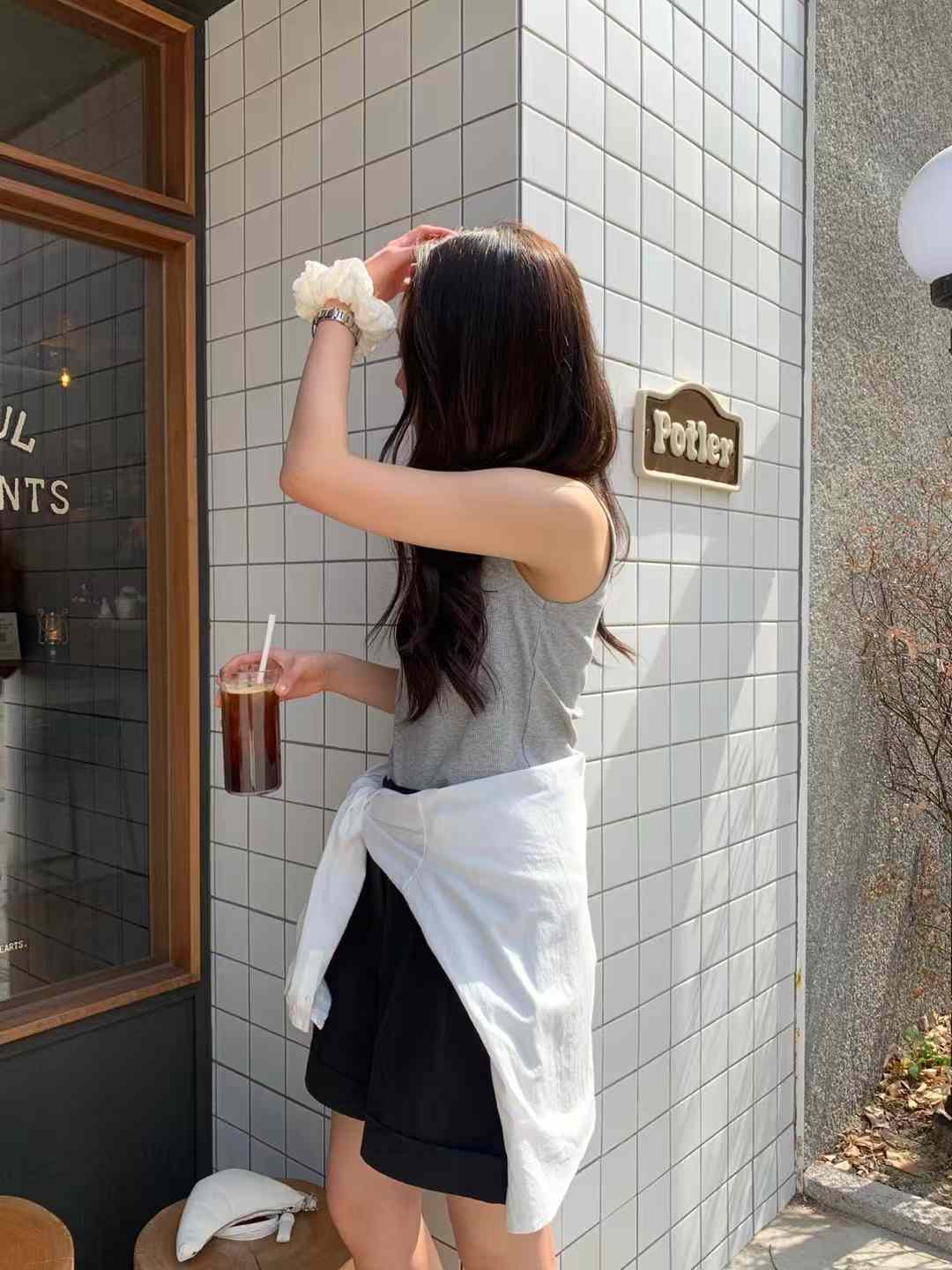 清爽家莫代爾混紡修身背心