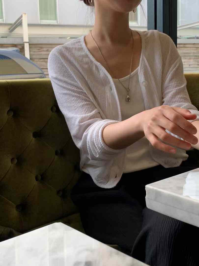 清爽家莫代爾混紡修身背心