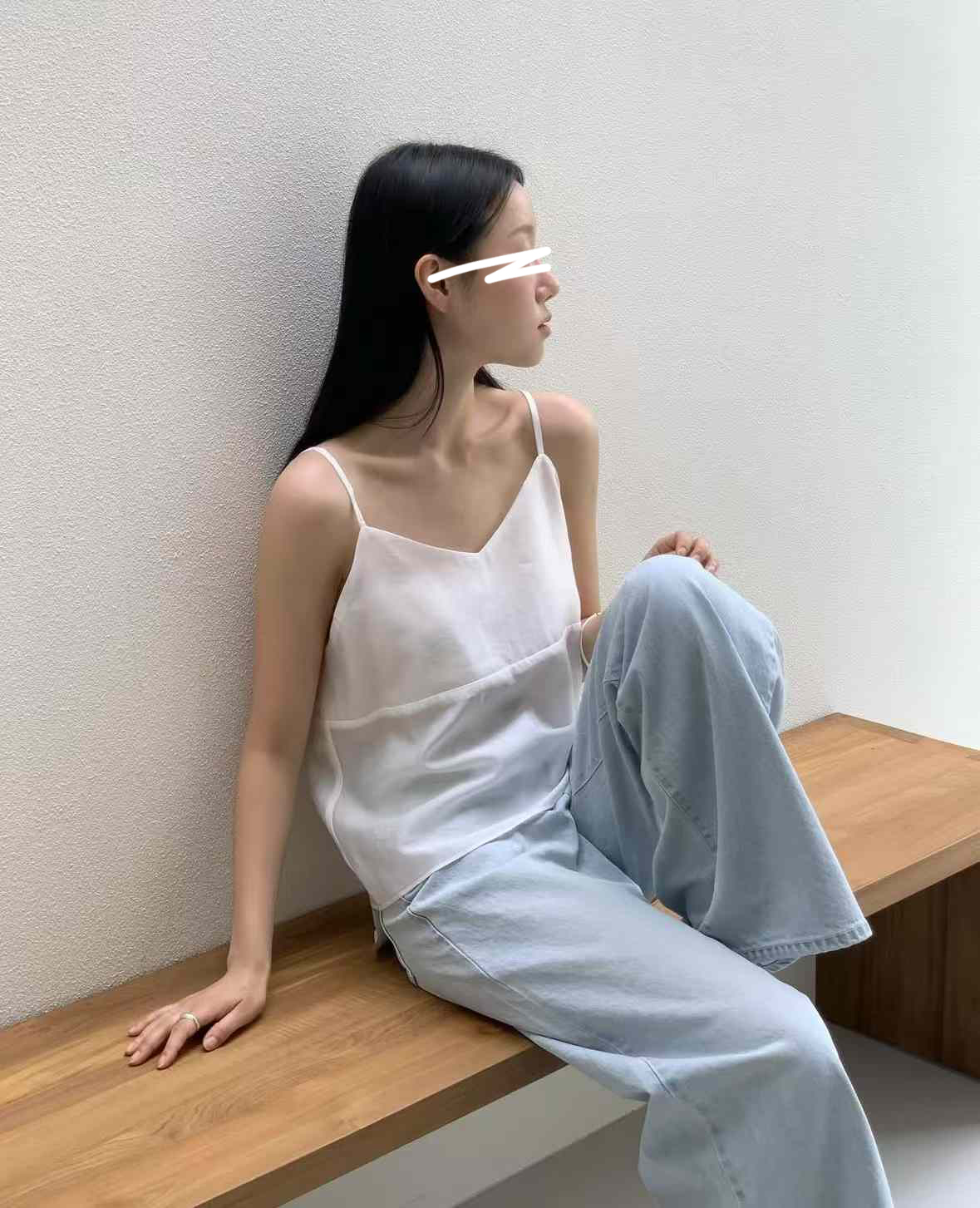 A109.細肩美背小排釦天絲背心
