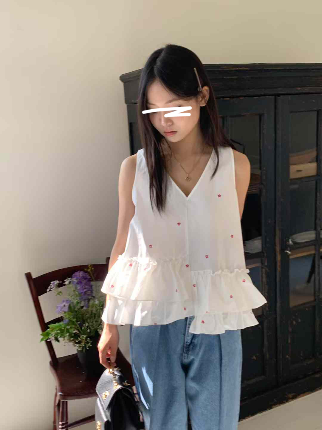 B02.小花刺繡蛋糕背心