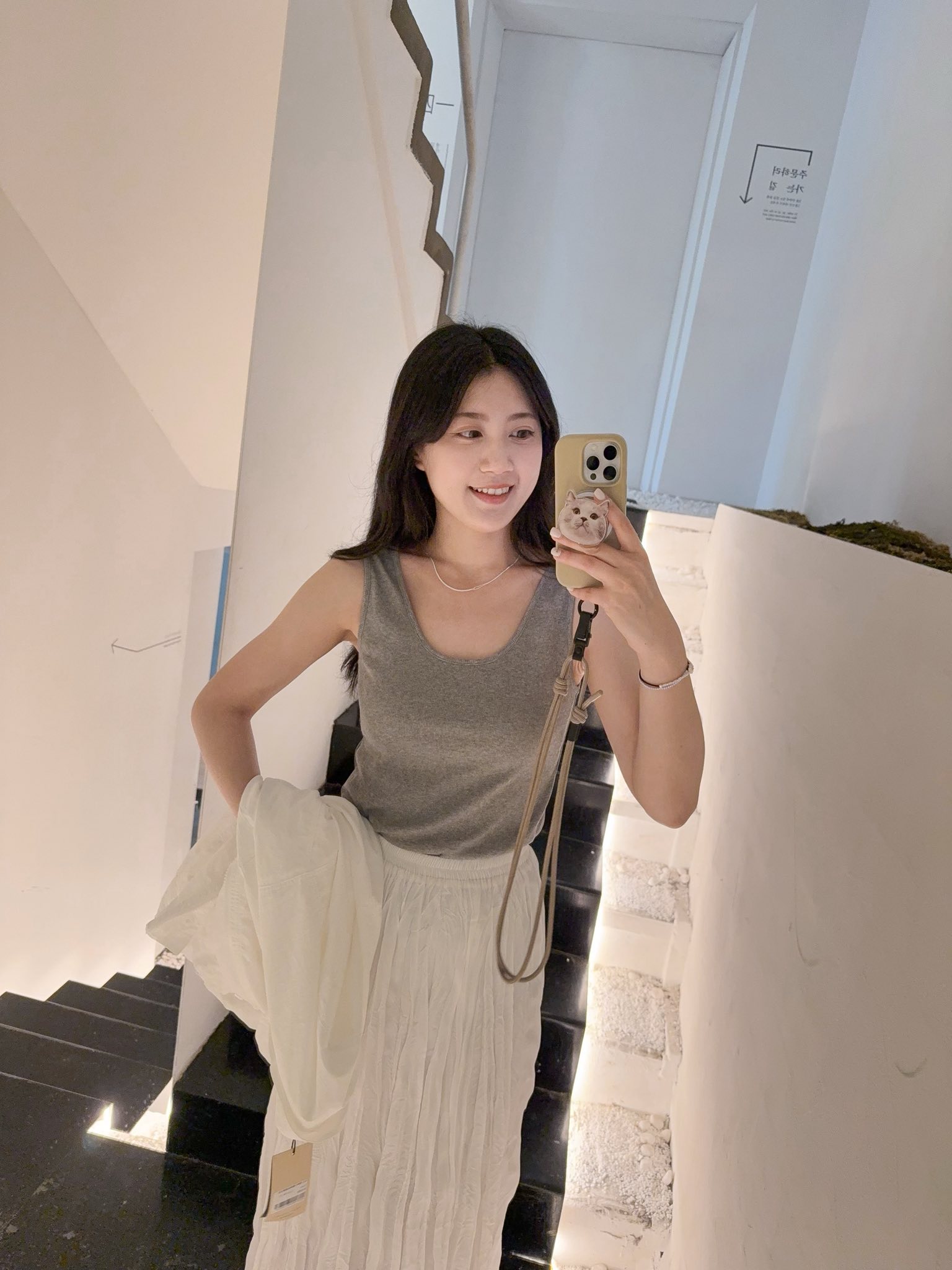 女孩必備基礎彈性背心