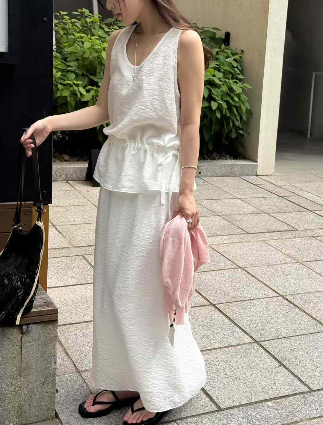 A90.瘦瘦歐膩綁帶造型背心