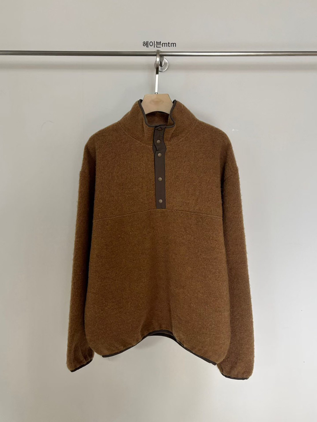 A16.小V家BOY羊毛混紡立領上衣