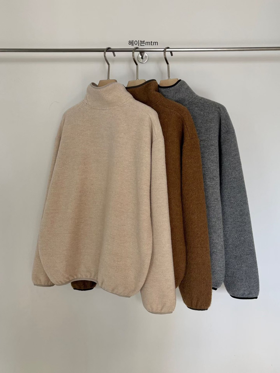 A16.小V家BOY羊毛混紡立領上衣