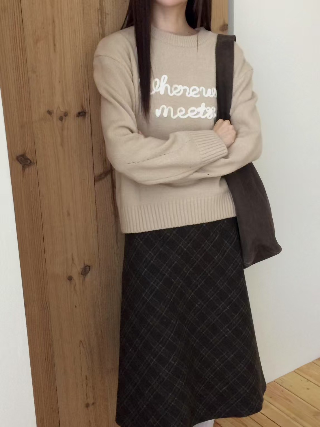 B41.可愛英文半立體繡字毛衣