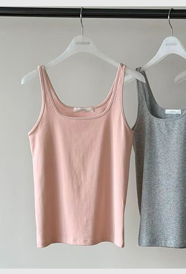 B22.瘦瘦歐膩圓弧方領顯瘦小背心