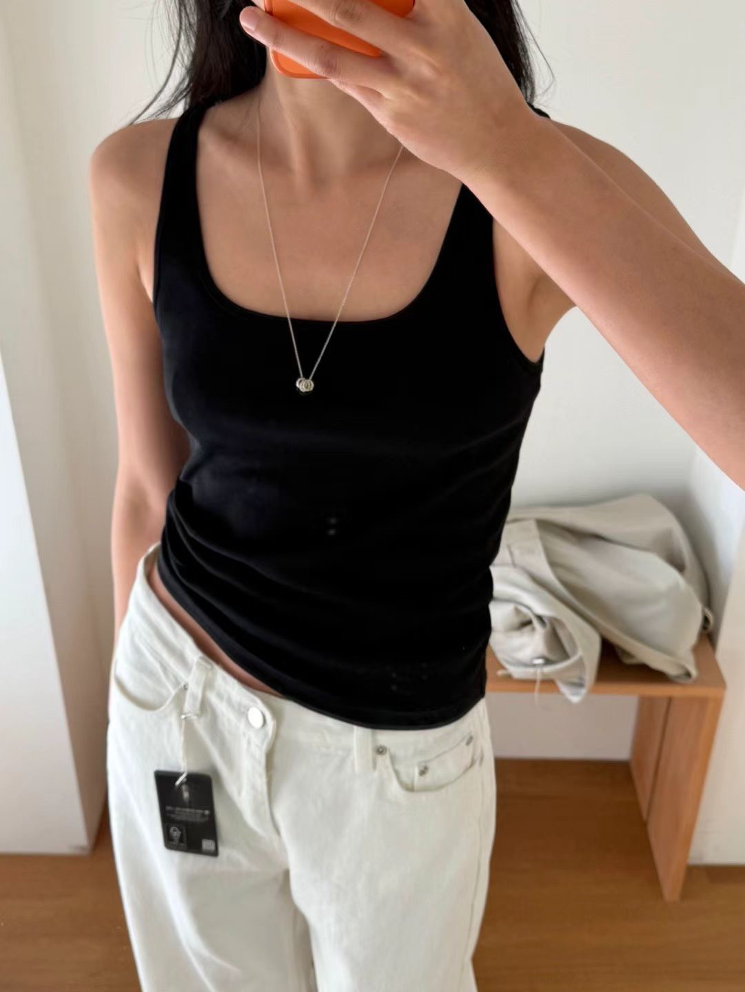 B22.瘦瘦歐膩圓弧方領顯瘦小背心