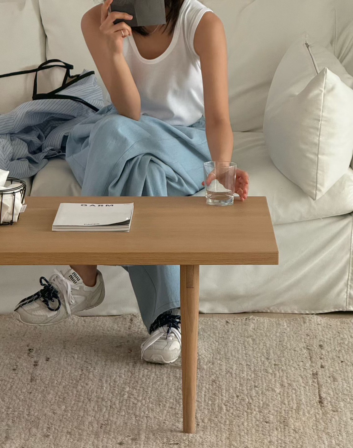 B36.基本寬肩淡雅背心