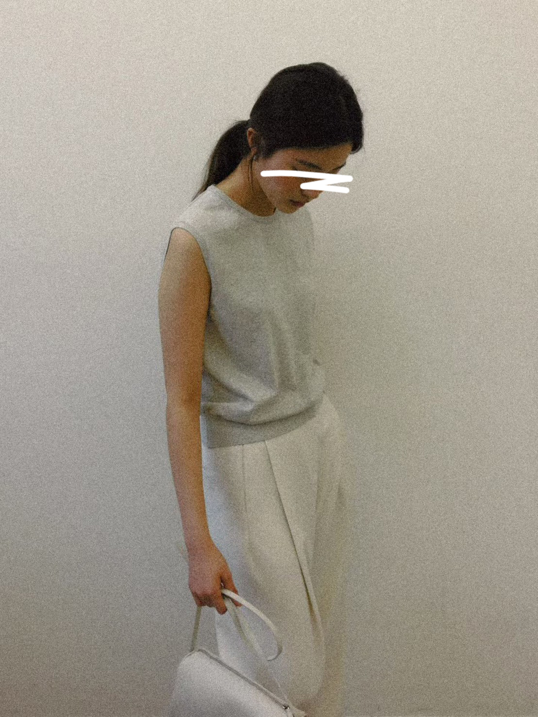 B43.質感家圓領雅致針織背心